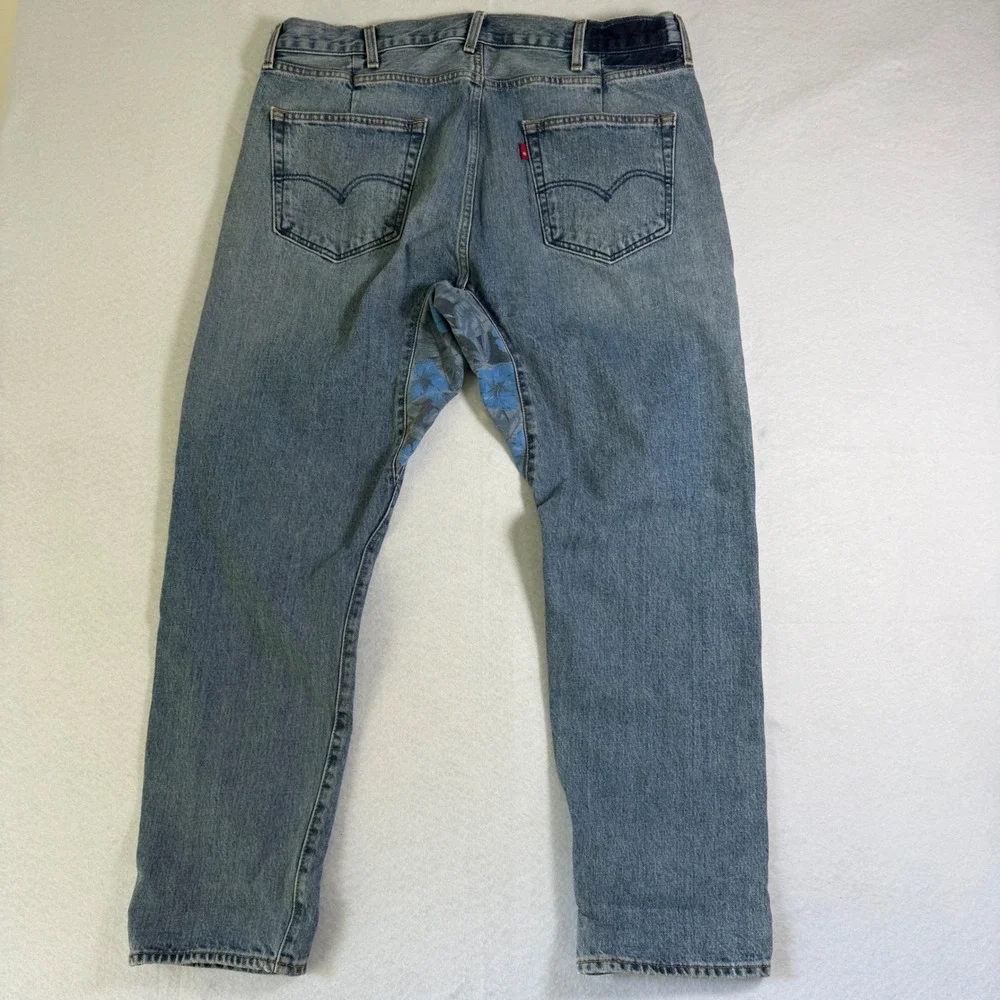 Levis Altered Taper Jeans Mens 38x32 Blue Light Wash Button Fly Reconstructed